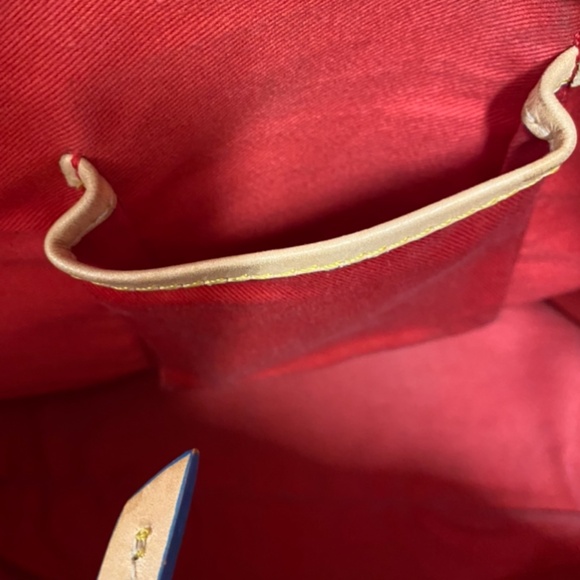 Dooney & Bourke Walt Disney Tote Authentic - Picture 6 of 9